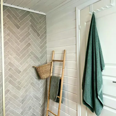 度假居 Log In Calm Colours And Wilderness Bath *