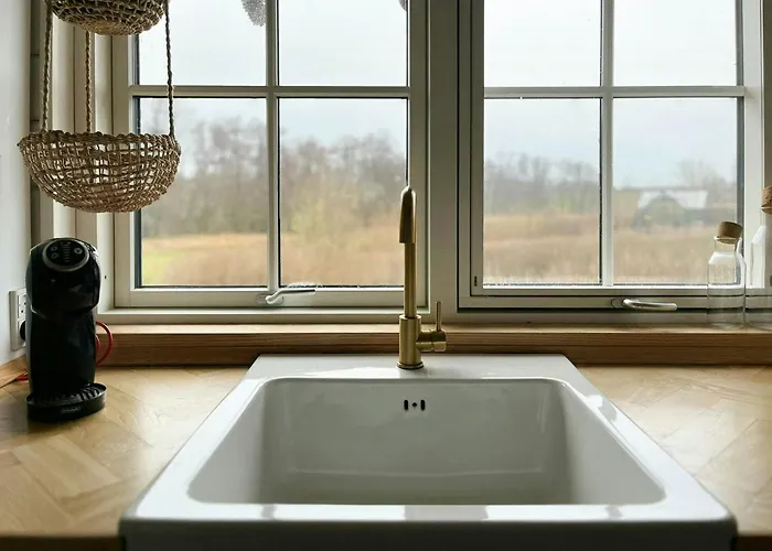 Log In Calm Colours And Wilderness Bath *